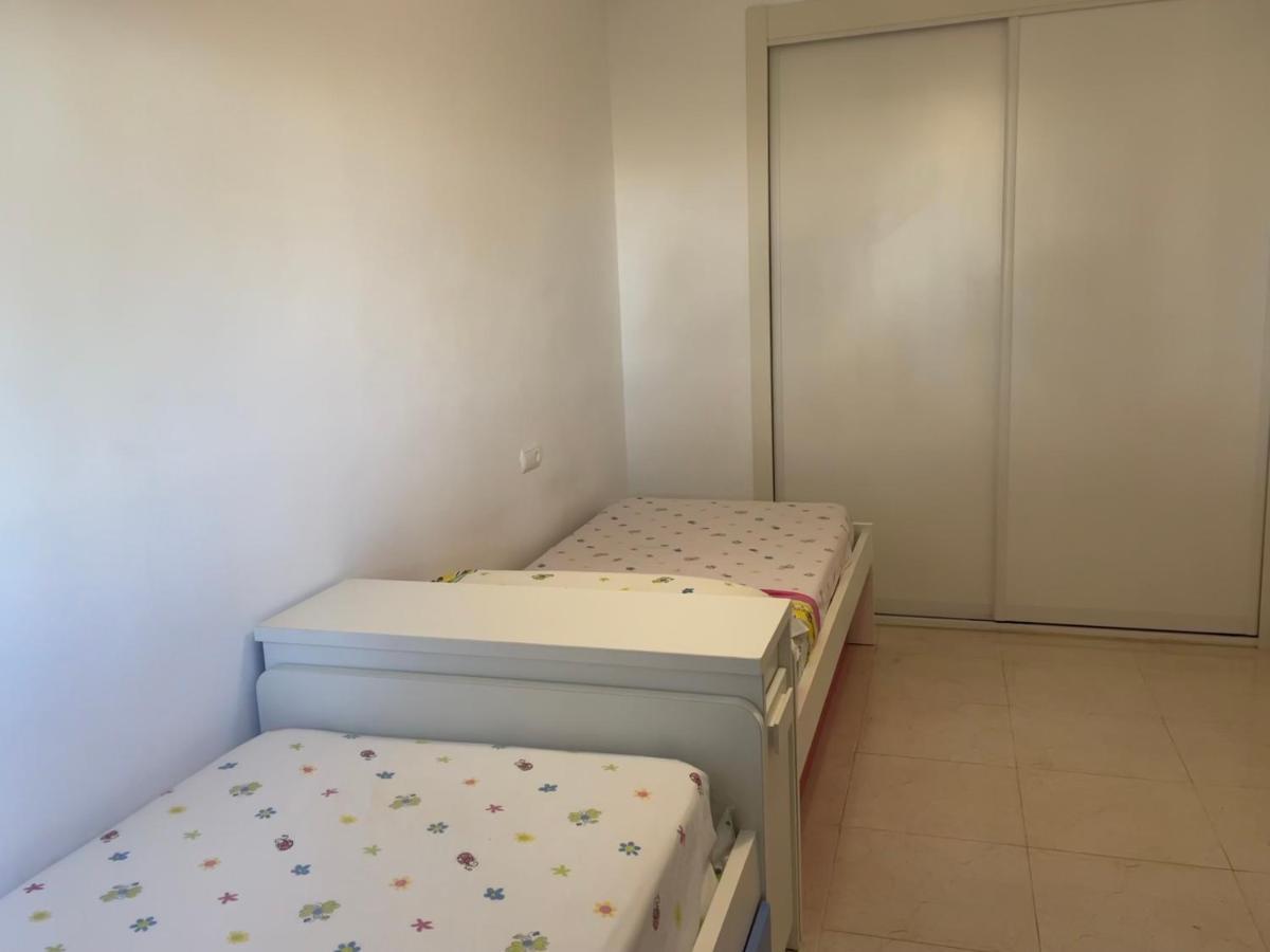 Moderna Y Alegre Vivienda Junto Al Mar . Appartement Roquetas de Mar Buitenkant foto